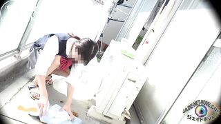 SCAT - Asian girls pooping in the toilet 3
