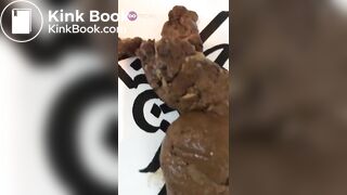 SCAT - Sexy girls Pooping 4