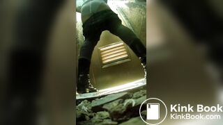 SCAT - Asian girls pooping in the toilet 3