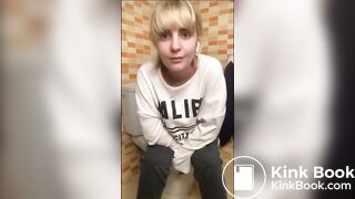 SCAT - Sexy girls Pooping 14