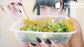 SCAT - Sexy girls Pooping 8