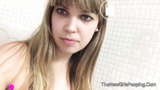 SCAT - Sexy girls Pooping 7