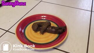 SCAT - Sexy girls Pooping 9