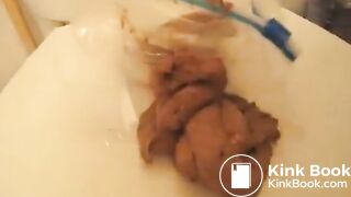 SCAT - Sexy girls Pooping 9