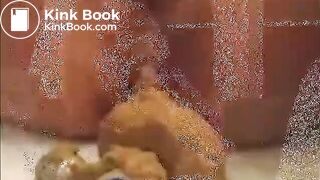 SCAT - Sexy girls Pooping 8