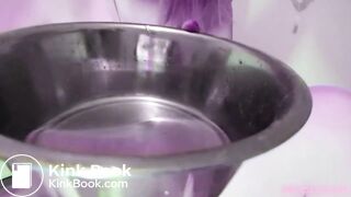 SCAT - Sexy girls Pooping