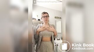 SCAT - Sexy girls Pooping 5