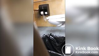 SCAT - Sexy girls Pooping 12