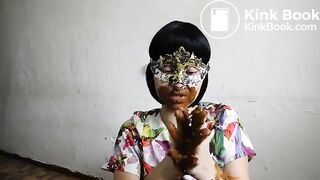SCAT - Sexy girls Pooping 10