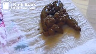 SCAT - Sexy girls Pooping 12