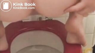 SCAT - Sexy girls Pooping 7
