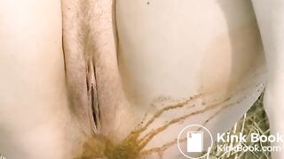 SCAT - Sexy girls Pooping 11