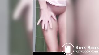 SCAT - Sexy girls Pooping 5