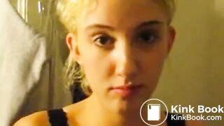 SCAT - Sexy girls Pooping 2