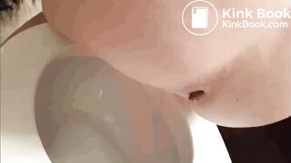 SCAT - Sexy girls Pooping 13