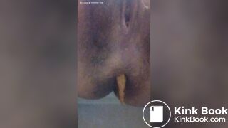 SCAT - Sexy girls Pooping 19