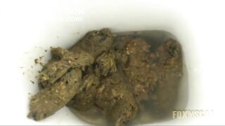 SCAT - Sexy girls Pooping 15