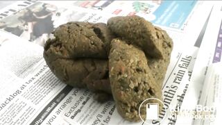SCAT - Sexy girls Pooping 15