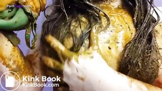 SCAT - Sexy girls Pooping 9