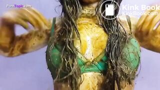 SCAT - Sexy girls Pooping 9