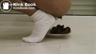 SCAT - Sexy girls Pooping 8