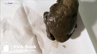 SCAT - Sexy girls Pooping 9