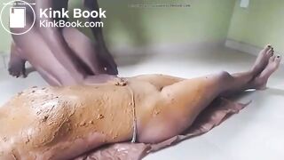 SCAT - Sexy girls Pooping 16