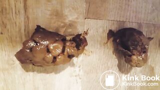 SCAT - Sexy girls Pooping 16