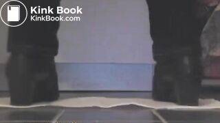 SCAT - Sexy girls Pooping 10