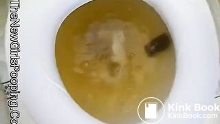 SCAT - Sexy girls Pooping 8