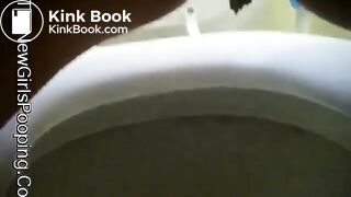 SCAT - Sexy girls Pooping 8