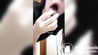 SCAT - Sexy girls Pooping 8