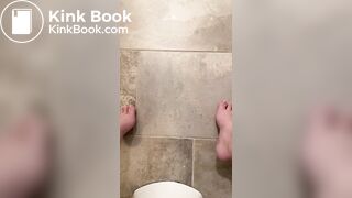 SCAT - Sexy girls Pooping 17