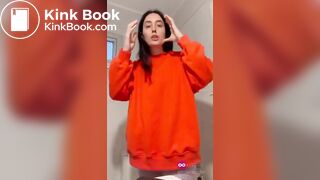 SCAT - Sexy girls Pooping 19