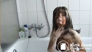 SCAT - Sexy girls Pooping 19