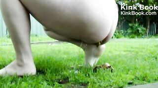 SCAT - Sexy girls Pooping 18