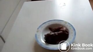 SCAT - Sexy girls Pooping 15