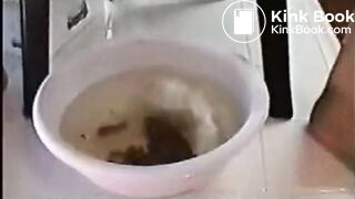 SCAT - Sexy girls Pooping 22