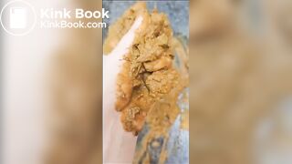 SCAT - Sexy girls Pooping 20