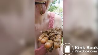 SCAT - Sexy girls Pooping 20
