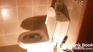 SCAT - Sexy girls Pooping 16