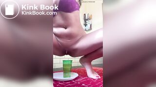 SCAT - Sexy girls Pooping 20