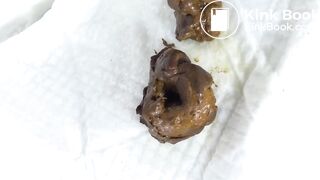 SCAT - Sexy girls Pooping 19