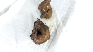 SCAT - Sexy girls Pooping 19