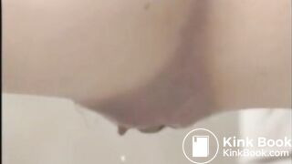 SCAT - Sexy girls Pooping 21