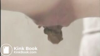 SCAT - Sexy girls Pooping 21