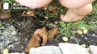 SCAT - Sexy girls Pooping 22