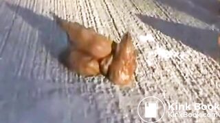 SCAT - Sexy girls Pooping 20