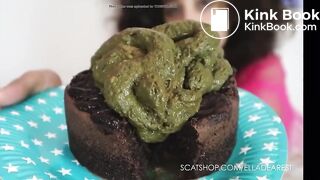 SCAT - Sexy girls Pooping 22