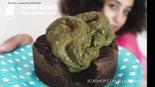 SCAT - Sexy girls Pooping 22